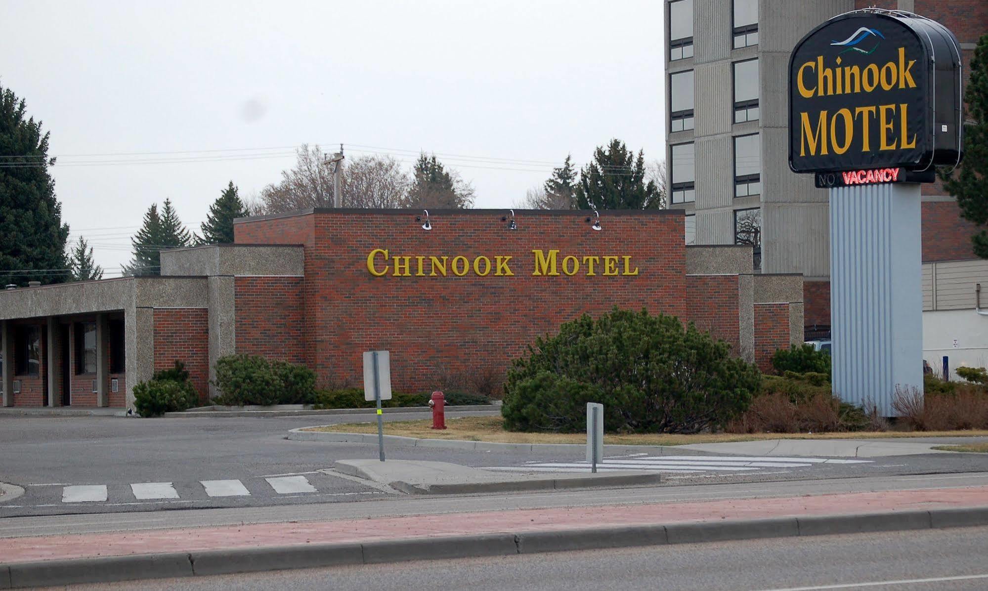 Chinook Motel 레스브리지 외부 사진